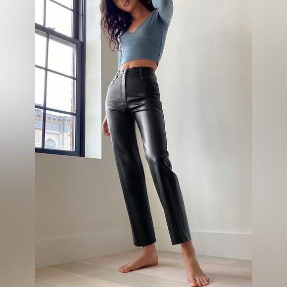 Wilfred
The Melina™ Super High-rise Pant Size 8 - Picture 2 of 16